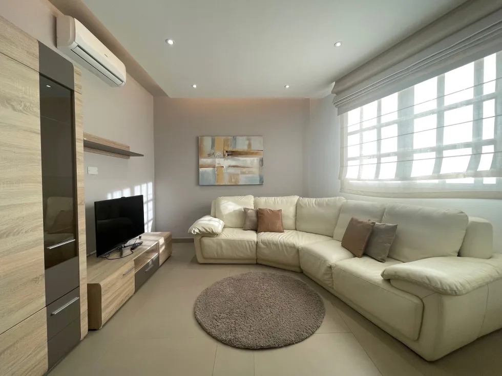 4 bed Terraced House For Rent in Ibragg, Ibragg - thumb 2