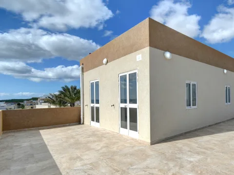 7 bed Villa For Rent in Marsascala, Marsascala - thumb 1