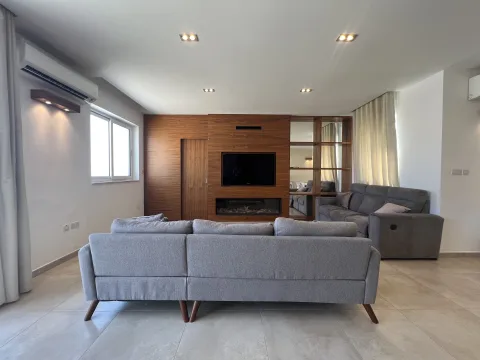 4 bed Penthouse For Rent in Balzan, Balzan - thumb 4