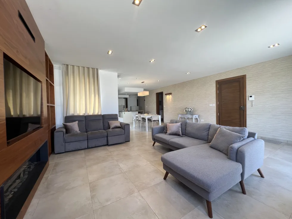 4 bed Penthouse For Rent in Balzan, Balzan - thumb 6