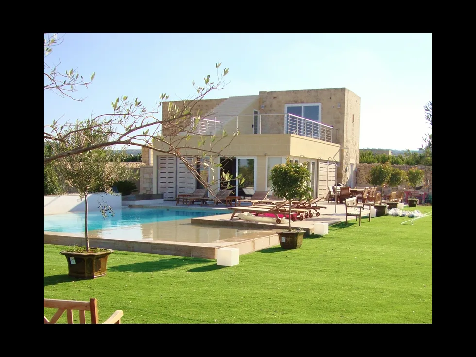 3 bed Villa For Sale in Siggiewi, Siggiewi - thumb 1