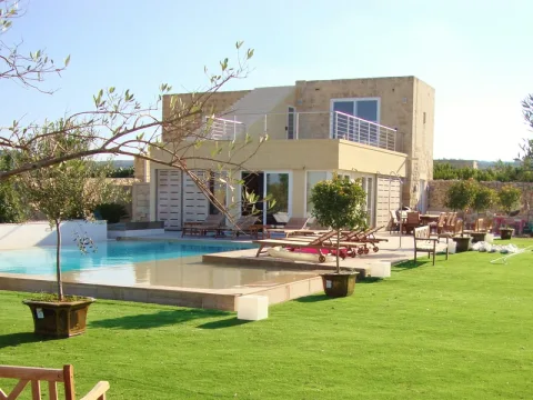 3 bed Villa For Sale in Siggiewi, Siggiewi - thumb 1