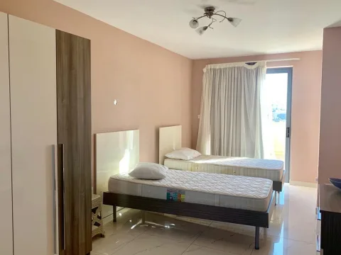 3 bed Penthouse For Rent in Sliema, Sliema - thumb 13