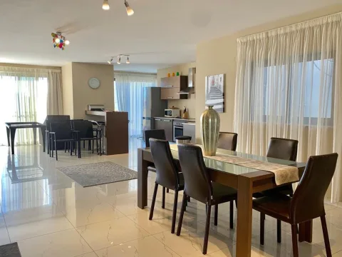 3 bed Penthouse For Rent in Sliema, Sliema - thumb 6