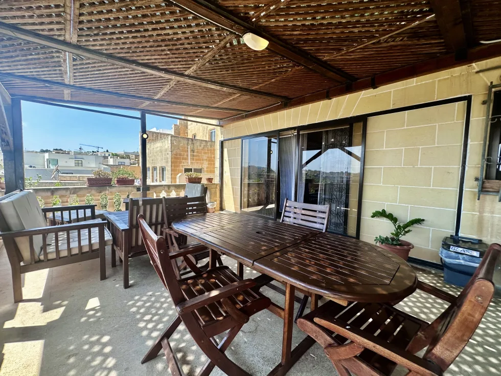 4 bed Villa For Rent in San Gwann, San Gwann - thumb 2