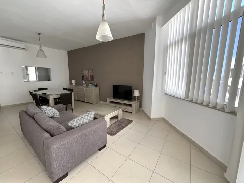 2 bed Apartment For Rent in Sliema, Sliema - thumb 1
