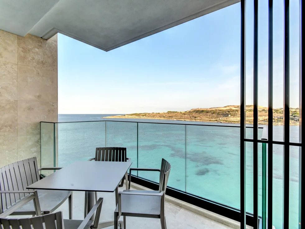 3 bed Apartment For Rent in Qawra, Qawra - thumb 2