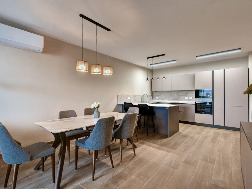 3 bed Apartment For Rent in Qawra, Qawra - thumb 8