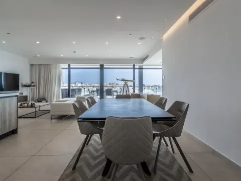 3 bed Apartment For Rent in Gzira, Gzira - thumb 6