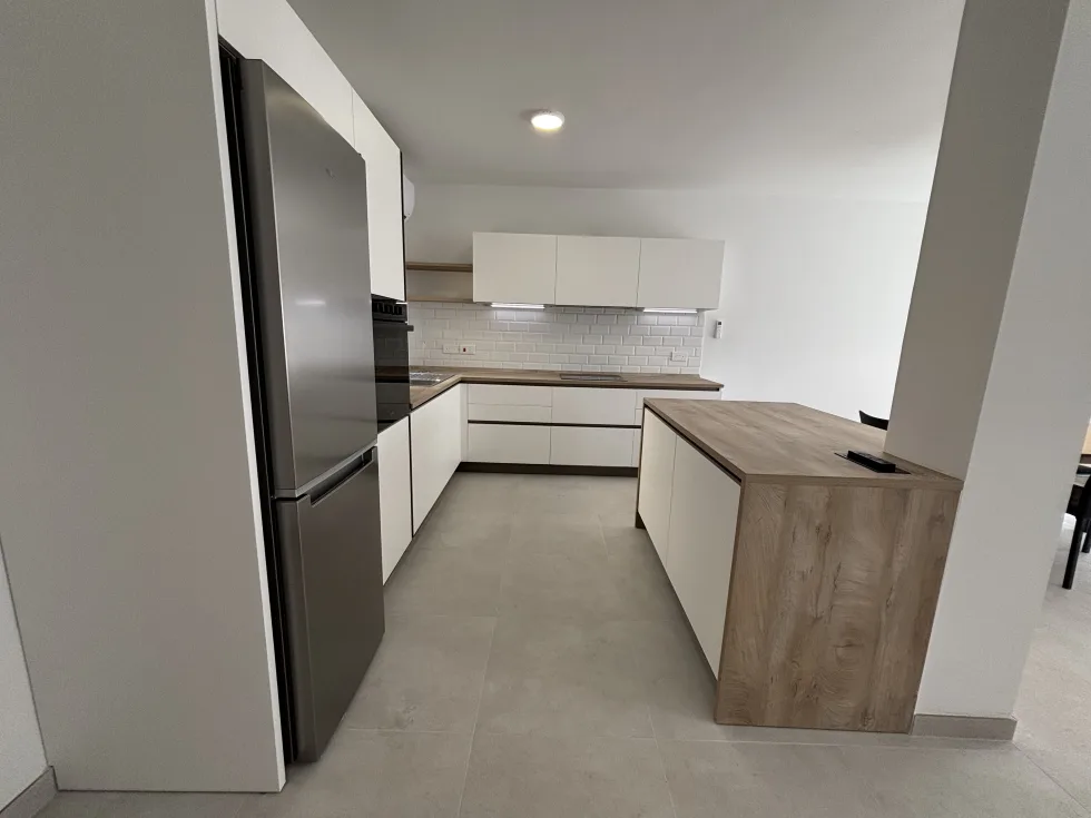 3 bed Apartment For Rent in St Julian's, St Julian's - thumb 4