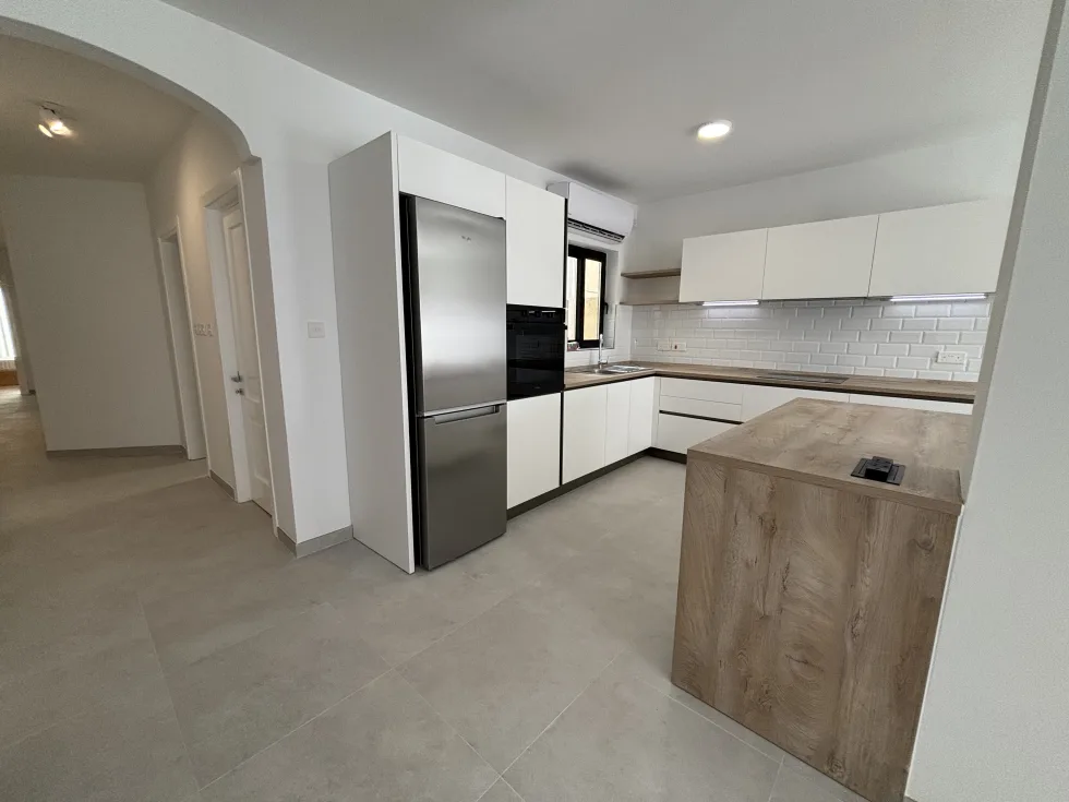 3 bed Apartment For Rent in St Julian's, St Julian's - thumb 8