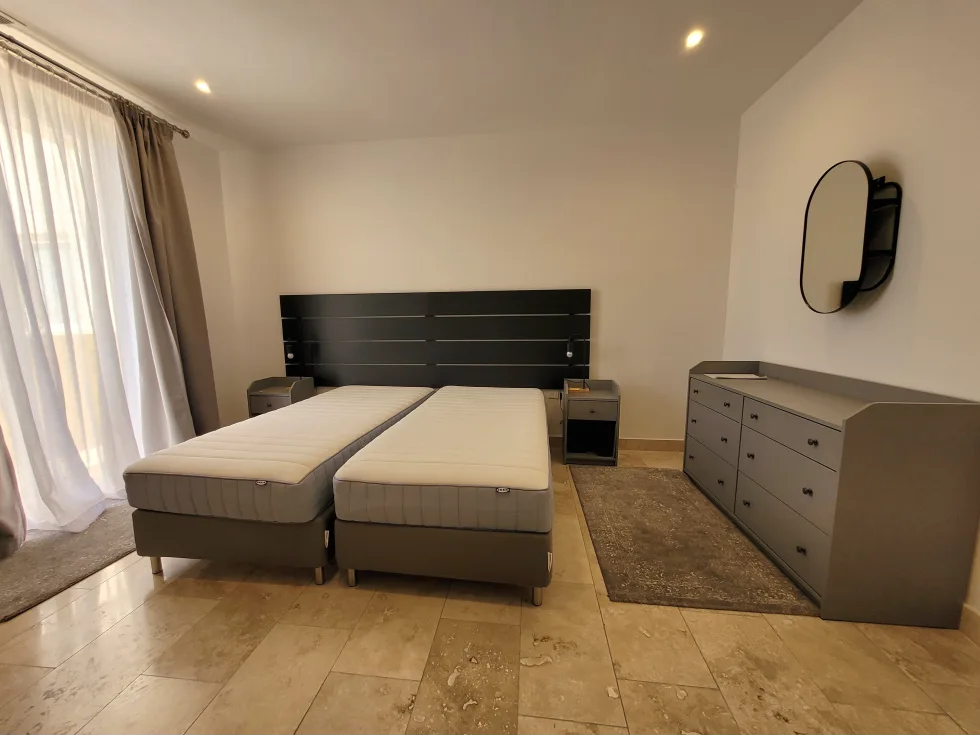 4 bed Apartment For Rent in Sliema, Sliema - thumb 12