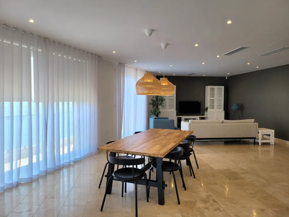 4 bed Apartment For Rent in Sliema, Sliema - thumb 4