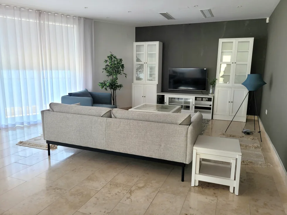 4 bed Apartment For Rent in Sliema, Sliema - thumb 9