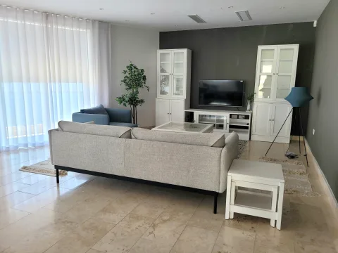 4 bed Apartment For Rent in Sliema, Sliema - thumb 9