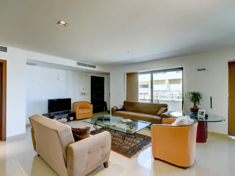 2 bed Penthouse For Sale in Sliema, Sliema - thumb 7