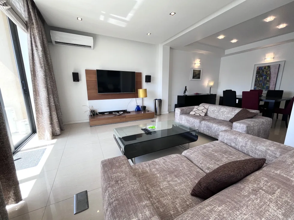 3 bed Apartment For Rent in Sliema, Sliema - thumb 5
