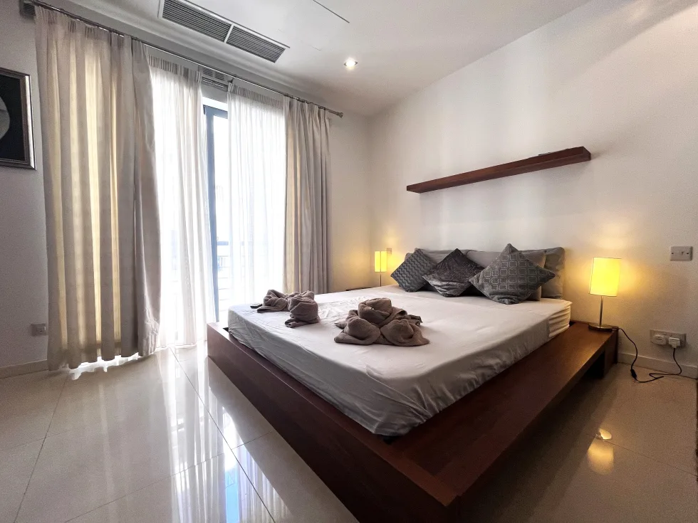 3 bed Apartment For Rent in Sliema, Sliema - thumb 8