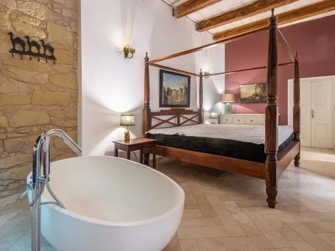 5 bed Town House For Rent in Senglea, Senglea - thumb 7