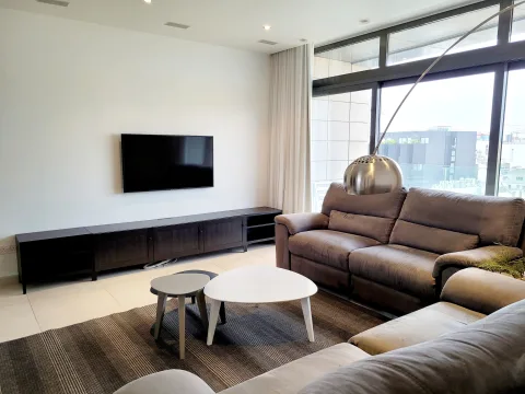 1 bed Apartment For Rent in St Julian's, St Julian's - thumb 3