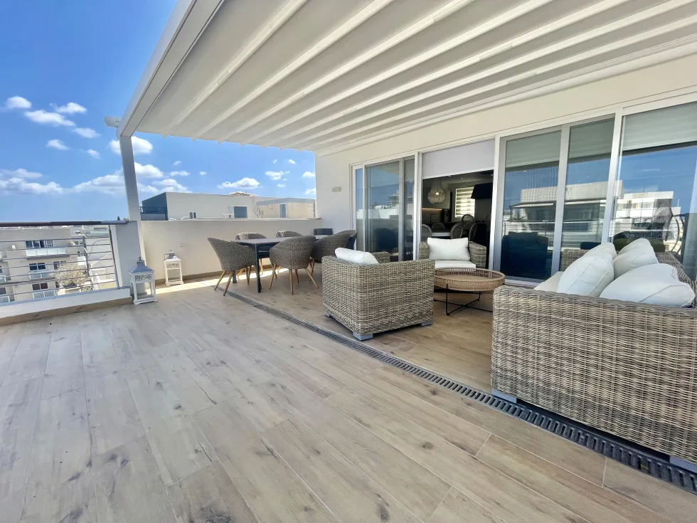 2 bed Penthouse For Rent in Swieqi, Swieqi - thumb 1