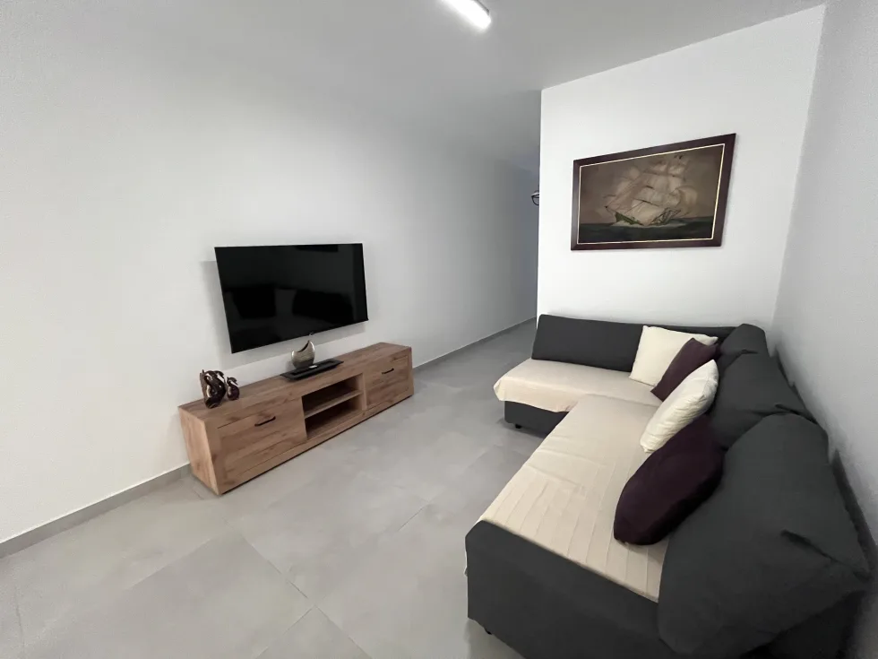 3 bed Maisonette For Rent in Naxxar, Naxxar - thumb 2