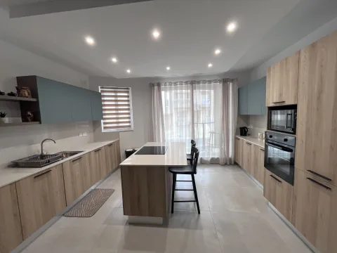 3 bed Maisonette For Rent in Naxxar, Naxxar - thumb 5