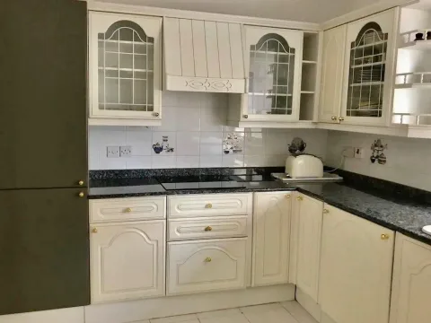 4 bed Apartment For Rent in Sliema, Sliema - thumb 6