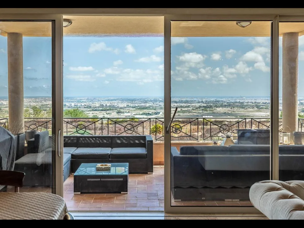 3 bed Apartment For Rent in Rabat, Rabat - thumb 2