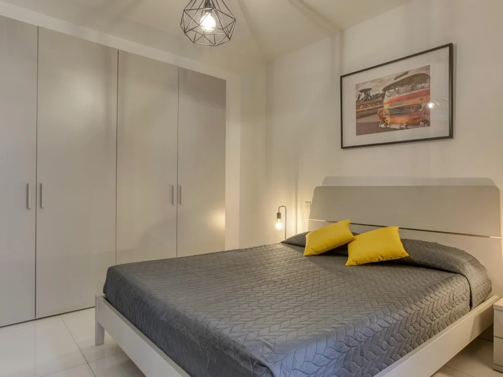 2 bed Apartment For Rent in Sliema, Sliema - thumb 8