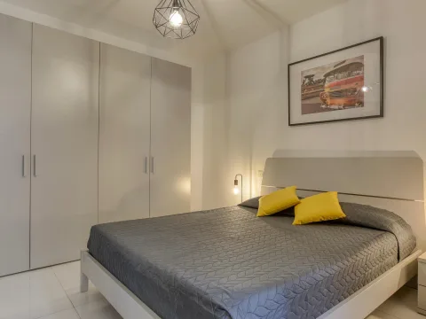 2 bed Apartment For Rent in Sliema, Sliema - thumb 8