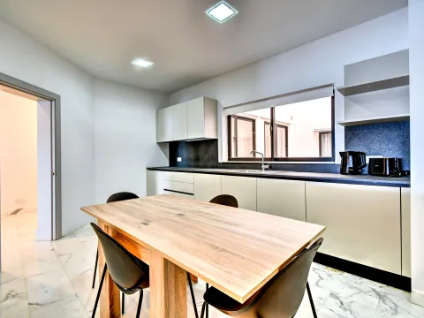 3 bed Apartment For Rent in Sliema, Sliema - thumb 7