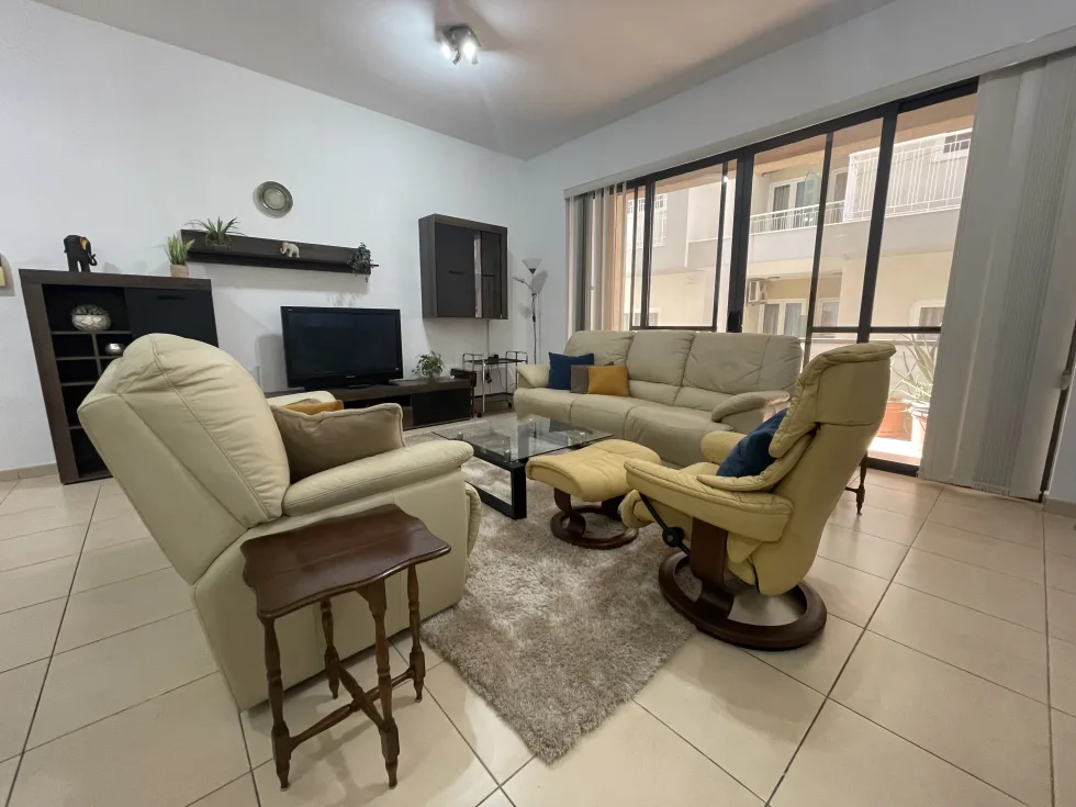 2 bed Apartment For Rent in Sliema, Sliema - thumb 1
