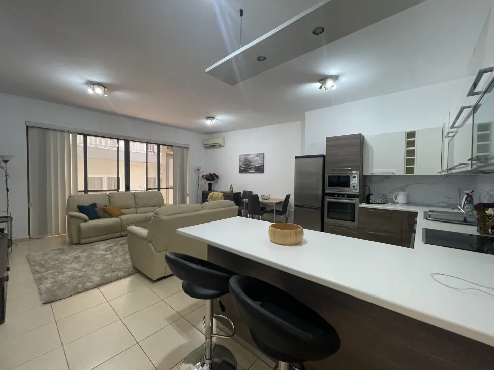 2 bed Apartment For Rent in Sliema, Sliema - thumb 3