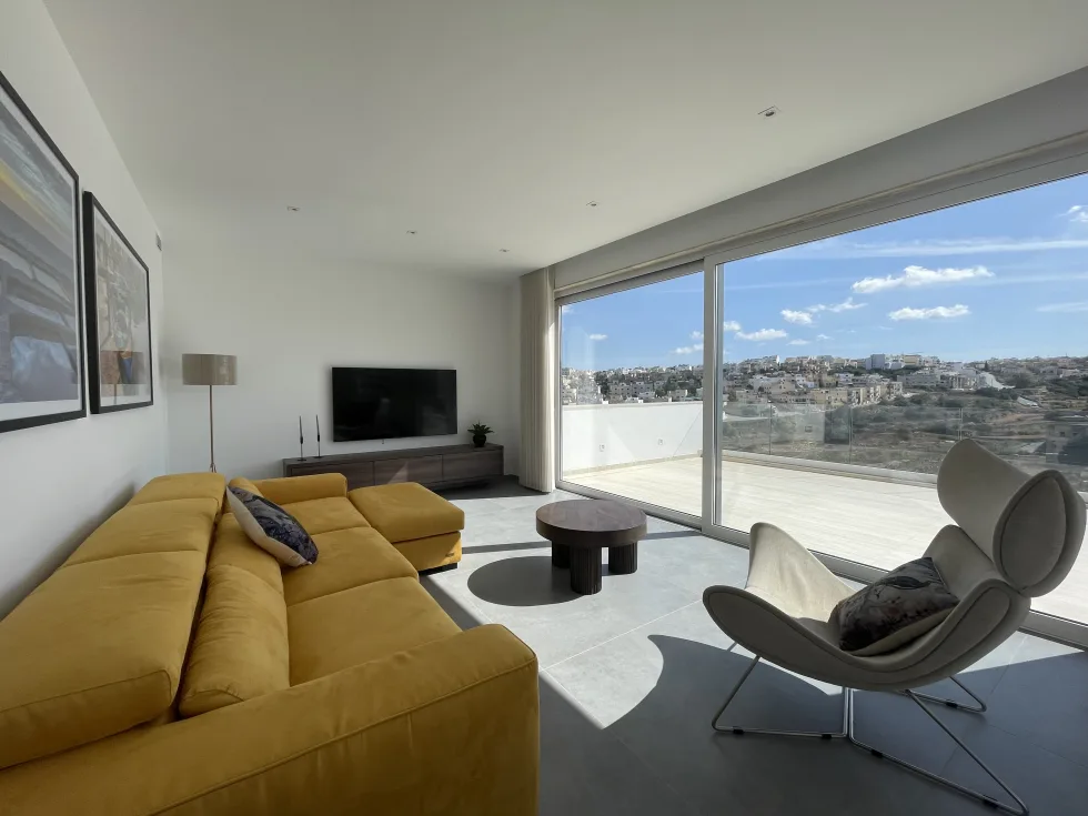 2 bed Penthouse For Rent in Swieqi, Swieqi - thumb 1