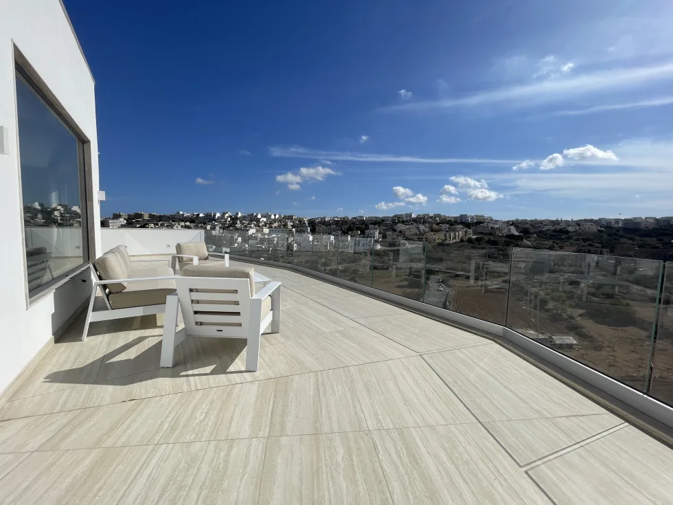 2 bed Penthouse For Rent in Swieqi, Swieqi - thumb 2