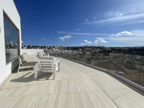 2 bed Penthouse For Rent in Swieqi, Swieqi - thumb 2
