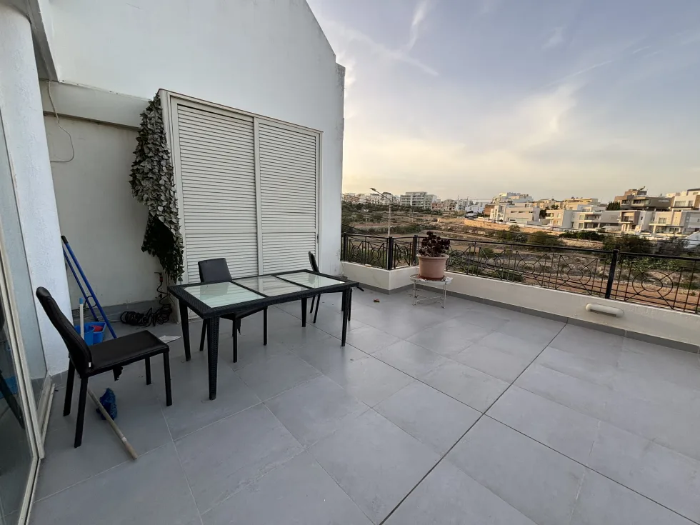 4 bed Maisonette For Rent in San Gwann, San Gwann - thumb 3