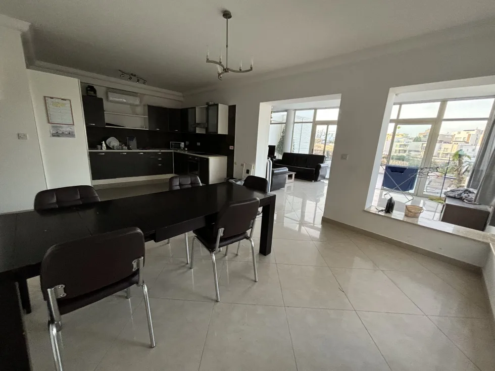 4 bed Maisonette For Rent in San Gwann, San Gwann - thumb 7