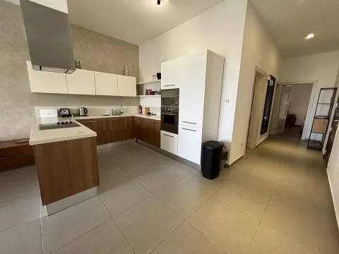 2 bed Apartment For Rent in St Julian's, St Julian's - thumb 3