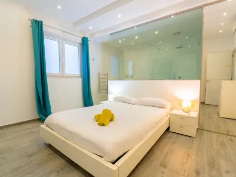 3 bed Apartment For Rent in Ta' Xbiex, Ta' Xbiex - thumb 13