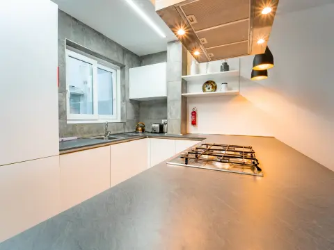 3 bed Apartment For Rent in Ta' Xbiex, Ta' Xbiex - thumb 8