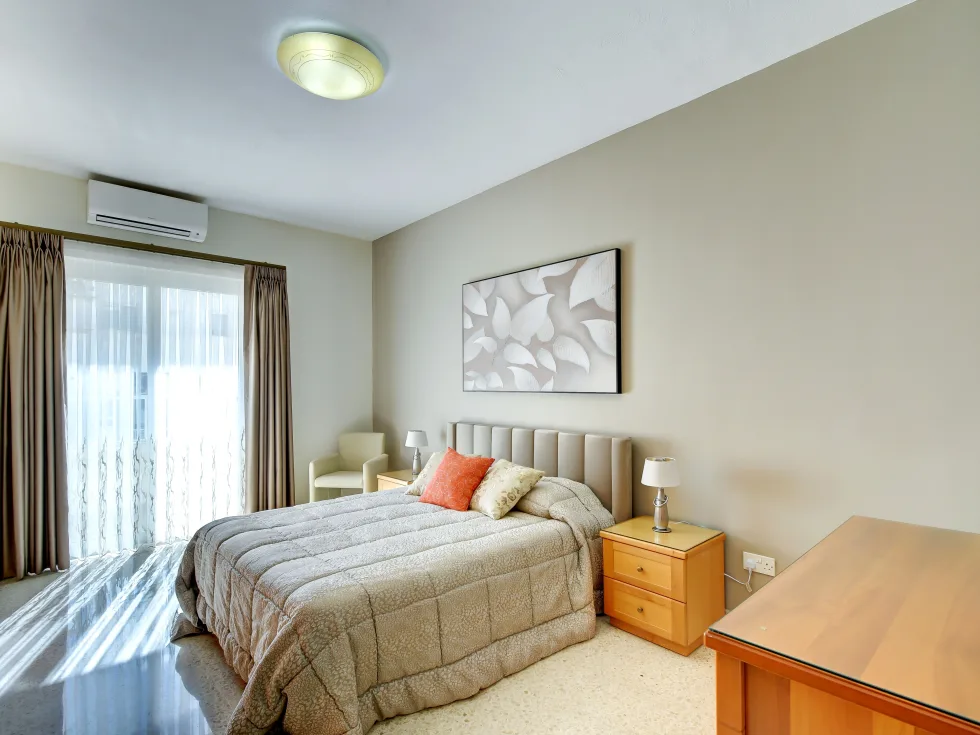 3 bed Apartment For Rent in Sliema, Sliema - thumb 12