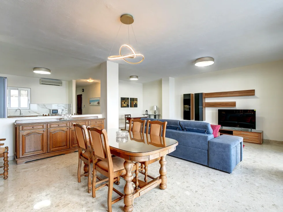3 bed Apartment For Rent in Sliema, Sliema - thumb 7