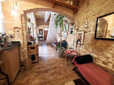 3 bed House of Character For Rent in Zejtun, Zejtun - thumb 2