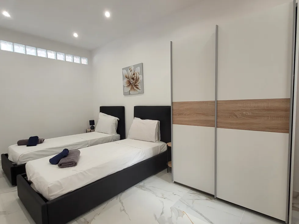 3 bed Apartment For Rent in Swieqi, Swieqi - thumb 11