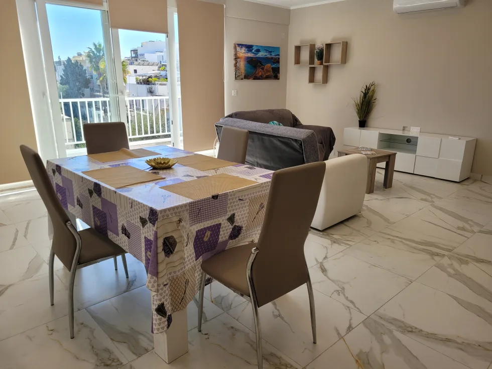 3 bed Apartment For Rent in Swieqi, Swieqi - thumb 3