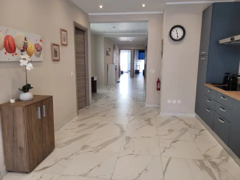 3 bed Apartment For Rent in Swieqi, Swieqi - thumb 7