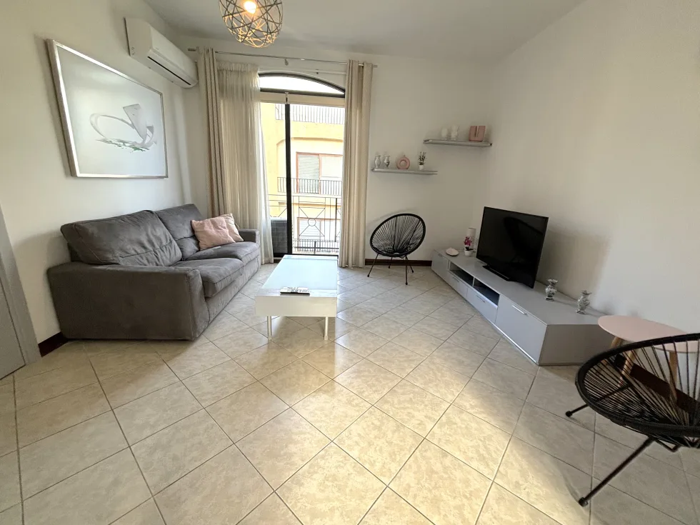 3 bed Apartment For Rent in Sliema, Sliema - thumb 1