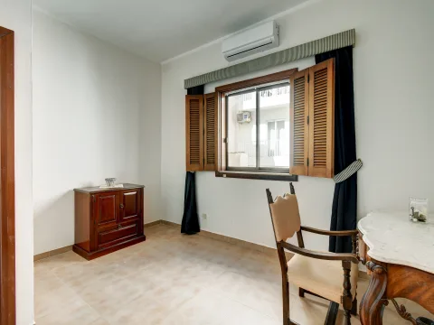 5 bed Town House For Rent in Sliema, Sliema - thumb 15